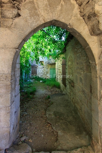 IMG_13060938_RUELLE PAVE BALAZUC VILLAGE DE CARACTERE ARDECHE 07