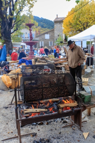 IMG_15104866_Castagnades_Fetes-et-Traditions_Antraigues-Sur-Vola