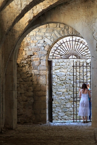IMG_13046325_ECURIE_DU_CHATEAU_BANNE_VILLAGE_DE_CARACTERE_ARDECH