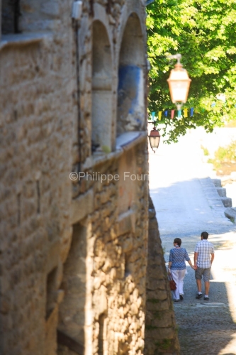 IMG_13060928_RUELLE PLACE DU SABLAS LABEAUME VILLAGE D ECARACTER