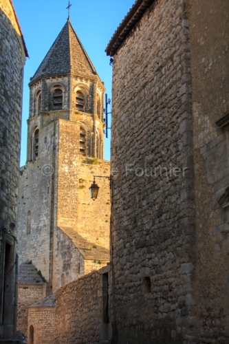 IMG_16076136_drome (26) la garde adhemar les plus beaux village
