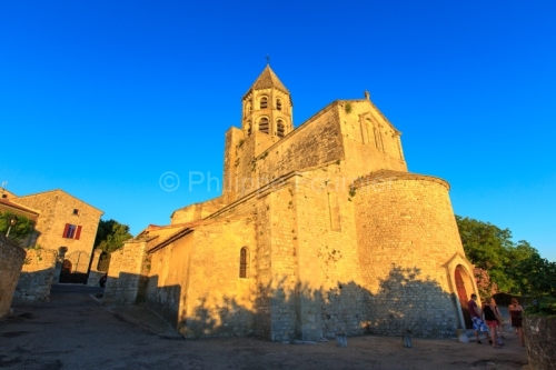 IMG_16076173_drome (26) la garde adhemar les plus beaux village