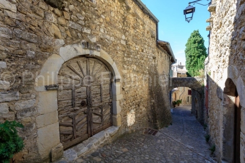 IMG_18083226_drome (26)  mirmande façade de maison de village v