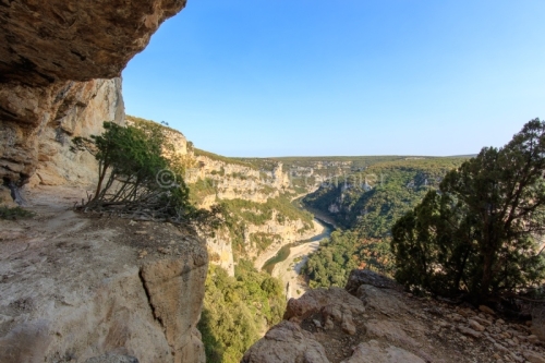 IMG_17096933_Cirque-de-Gaud-Reserve-Naturelle-des-Gorges-de-lArdeche-Paysage-Saint-Remeze-Ardeche-HDR