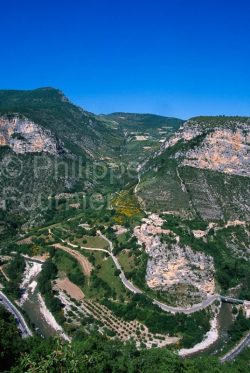 IMG_262031_drome (26)  saint may gorges et village, vallée de l