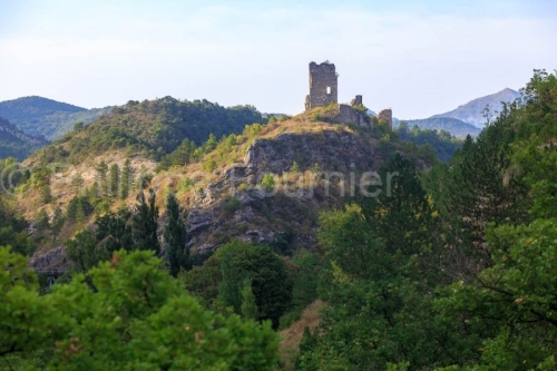 IMG_18094560_drome (26)  pontaix vallée de la drôme ruines du