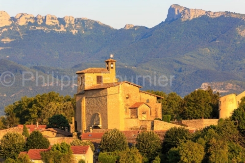 IMG_1908261580_DRôME (26)  ALIXAN VILLAGE CIRCULAIRE L'éGLISE