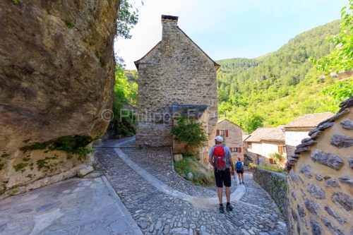 IMG_1906241216_Lozère (48)  Castelbouc Gorges du Tarn le villag