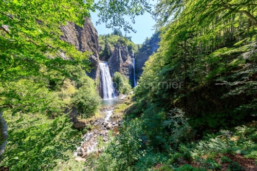IMG_2107192769_ARDECHE (07) PEYRERES (PARC NATUREL REGIONAL DES MONTS D'ARDECHE) LA CASCADE DU RAY PIC COULéE BASALTIQUE