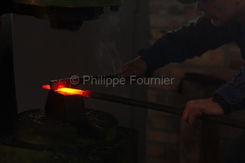 IMG_44779_PUY DE DOME (63) THIERS SAVOIR FAIRE HENRI VIALLON MEI