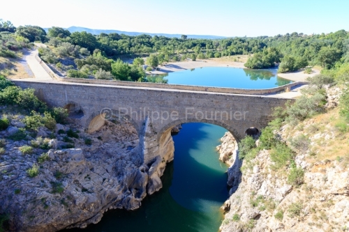 IMG_18067446_HERAULT (34)  SAINT JEAN DE FOS PATRIMOINE LE PONT DU DIABLE RIVIERE HERAULT