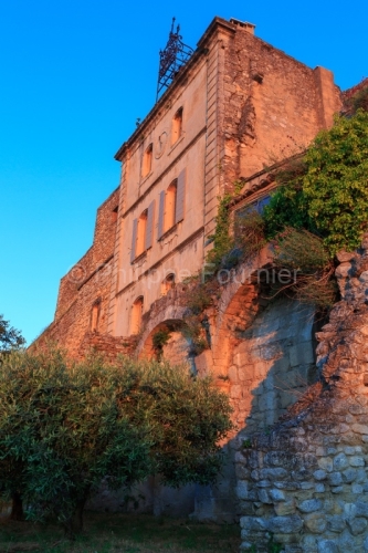 IMG_18072120_VAUCLUSE (84)  OPPèDE LE VIEUX MAISON DE L'HORLOGE