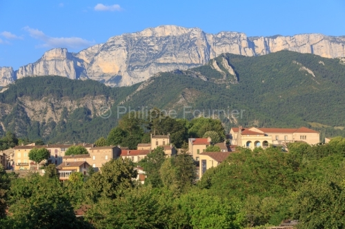 IMG_18072522_DROME (26)  DIE PARC NATUREL REGIONAL DU VERCORS VU