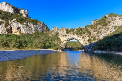 IMG_18100055_Ardeche (07)  vallon pont d'arc reserve naturelle d