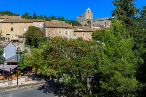 IMG_1909195133_drôme (26)  saint restitut ville et village egli