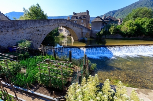 IMG_1906251750_Lozère (48)  Mende Patrimoine le vieux pont ou p