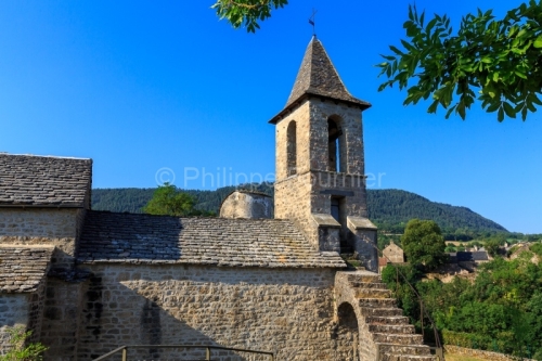 IMG_1907305294_Lozère (48)  Chanac ensemble fortifié du Villar