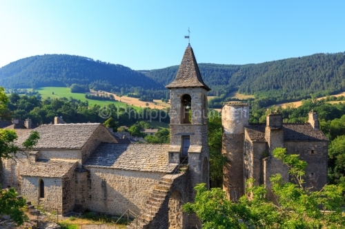 IMG_1907305371_Lozère (48)  Chanac ensemble fortifié du Villar