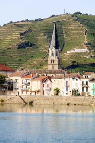 IMG_17086006_drome (26) tain l'hermitage le village façade de m