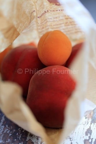 IMG_16089189_ARDECHE (07) RETOUR DE MARCHé MELON PêCHES ABRICOTS