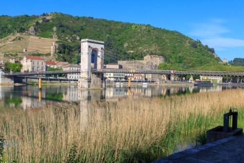 IMG_15045834_Ardeche (07) tournon sur rhone passerelle marc segu