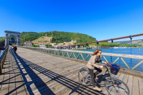 IMG_15045762_Ardeche (07) tournon sur rhone passerelle marc segu