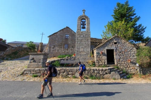 IMG_15083503_LOZERE (48) SAINT ETIENNE DU VALDONNEZ COUPLE EN RA