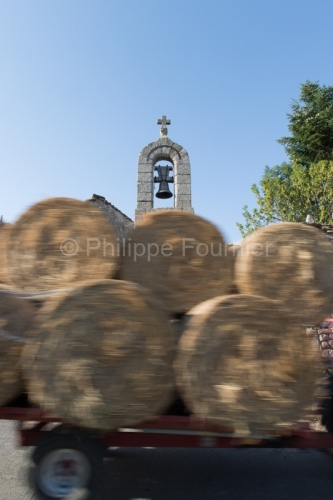 IMG_15083523_Lozere (48) Saint Etienne Du Valdonnez Couple En Ra