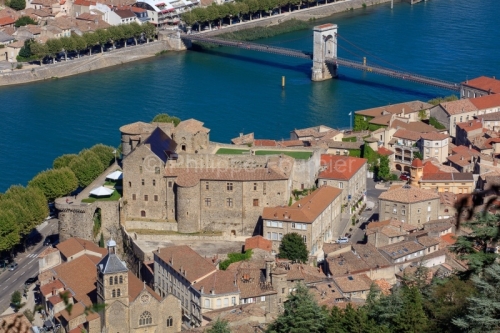 IMG_15084375_ARDECHE (07) TOURNON SUR RHONE VUE DU SENTIER DES T