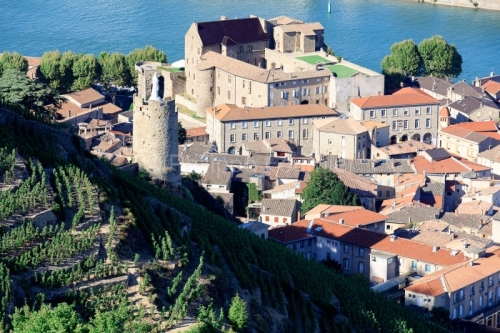 IMG_15084419_ARDECHE (07) TOURNON SUR RHONE VUE DU SENTIER DES T