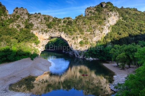 IMG_14042171_LE-PONT-D-ARC-RESERVE-NATURELLE-DES-GORGES-DE-L-ARDECHE-07