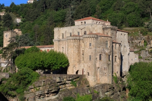IMG_14052262_ARDECHE (07) LARGENTIERE CHATEAU