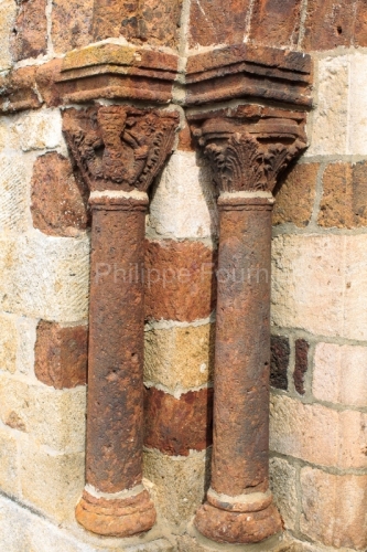 IMG_13035385_CHAPITEAU PORTAIL EGLISE ROMANE ISSARLES ARDECHE 07