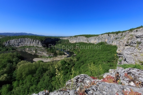 IMG_13058002_Ardeche (07) pradons cirque de gens la rivière ard