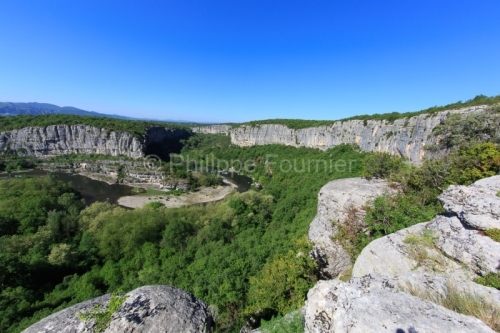 IMG_13058008_Ardeche (07) pradons cirque de gens la rivière ard