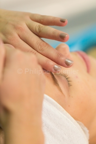 IMG_13114993_Ardèche (07) Bourg Saint Andéol Bien etre Massage