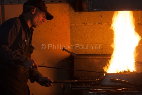 IMG_44806_Puy De Dome (63) Thiers Savoir Faire Henri Viallon Mei