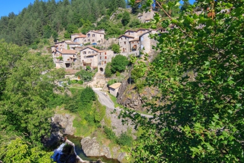 IMG_51671_Ardeche (07) jaujac village de caractere le quatier du