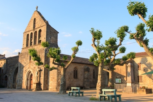 IMG_51685_ARDECHE (07) AILHON VILLAGE DE CARACTERE PLACE DU VILL