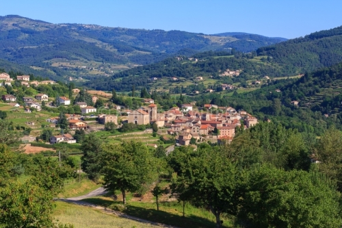 IMG_51946_ARDECHE (07) DESAIGNES VILLAGE DE CARACTERE LE VILLAGE