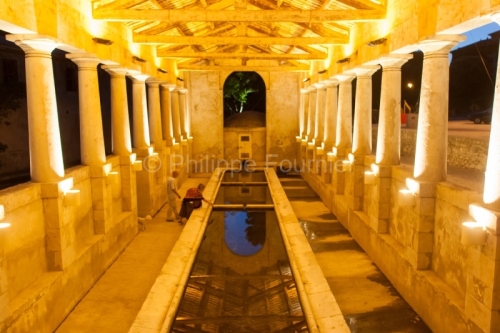 IMG_49078_ARDECHE (07) BOURG SAINT ANDEOL LE LAVOIR DU VAL DE TO