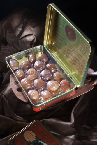 IMG_60199_ARDECHE (07) AUBENAS MARRON GLACES VARIETE SARDONNE BO