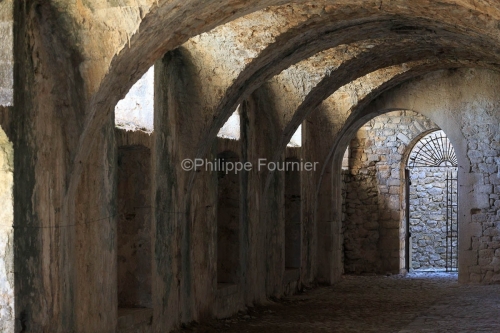 IMG_13046334_ECURIE_DU_CHATEAU_BANNE_VILLAGE_DE_CARACTERE_ARDECH