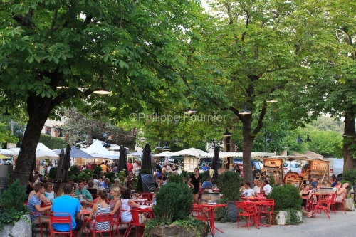 IMG_15070087_Marche-Createur Villes-et-Villages Banne Ardeche