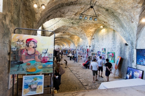 IMG_16051929_Ecurie- Festival-D'Art-Singulier Villes-et-Villages