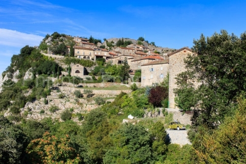 IMG_220811014_TERRASSE AGRICOLE ET MAISON VILLAGE DE BANNE