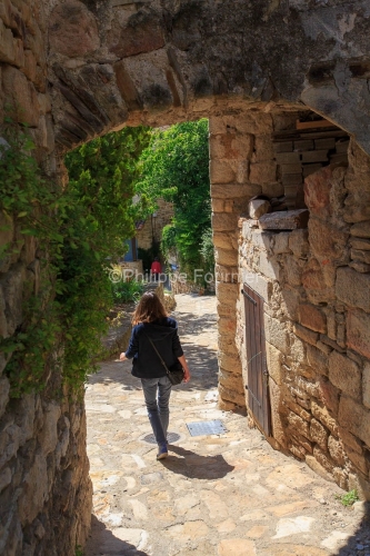 IMG_7164_ Banne Patrimoine Ruelle-Voutee Tourisme Villes-et-Vill