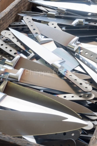 IMG_44224_Puy de Dome (63) thiers Savoir Faire Coutellerie L ECO