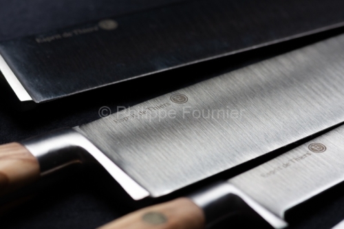 IMG_44341_L ECONOME COUTEAUX ESPRIT DE THIERS THIERS PUY DE DOME