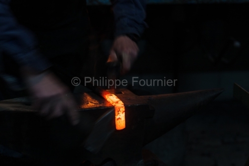 IMG_44719_PUY DE DOME (63) THIERS SAVOIR FAIRE HENRI VIALLON MEI